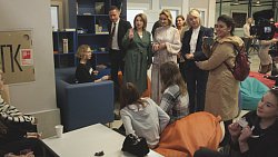 Львова-Белова осталась в восторге от подросткового центра в челябинском ТРК