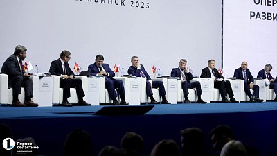 «От регионов зависит развитие всей страны»: на Русском экономическом форуме обсудили достижения РФ