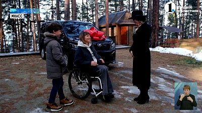 Многодетной семье из Миасса подарили минивэн