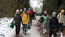 Более 20 кормушек развесили в нацпарке «Таганай» в Синичкин день