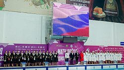 Ватерполистки «Уралочки» дважды сыграли вничью с командой легенд на «Матче звезд»