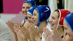 Ватерполистки «Уралочки» дважды сыграли вничью с командой легенд на «Матче звезд»