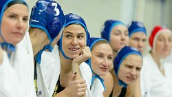 Ватерполистки «Уралочки» дважды сыграли вничью с командой легенд на «Матче звезд»