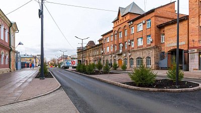 В Челябинске благоустроили улицу Карла Маркса на перекрестке с Кировкой