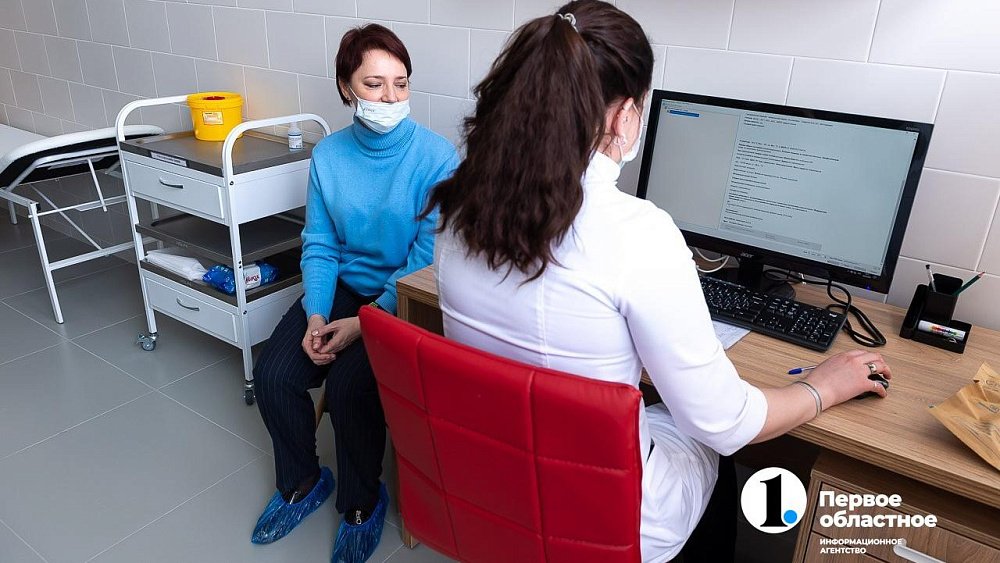 Челябинская область устроила на работу в село 50 фельдшеров