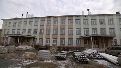 Алексей Текслер остался недоволен ходом ремонта школы в Снежинске