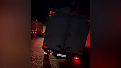 На трассе М-5 в Челябинской области сломался грузовой автомобиль