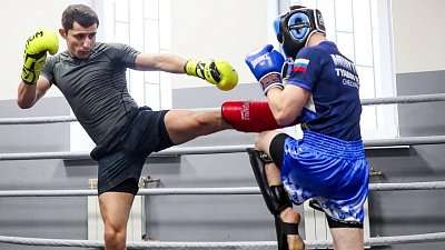 Челябинские тайбоксеры провели открытую тренировку перед стартом турнира «Адреналин»