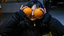 На Кировке устроили танцы в честь Всемирного фестиваля молодежи