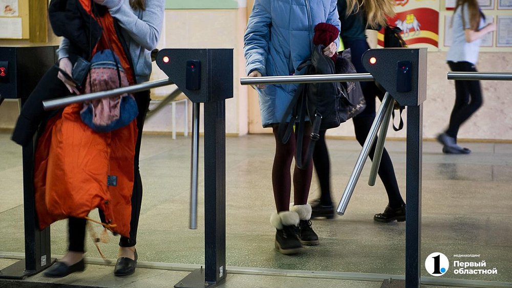 Ученики 23 школ в Челябинской области рискуют стать наркозависимыми