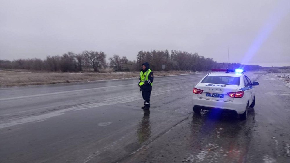 На Южном Урале три федеральные трассы закрыли из‑за ледяного дождя