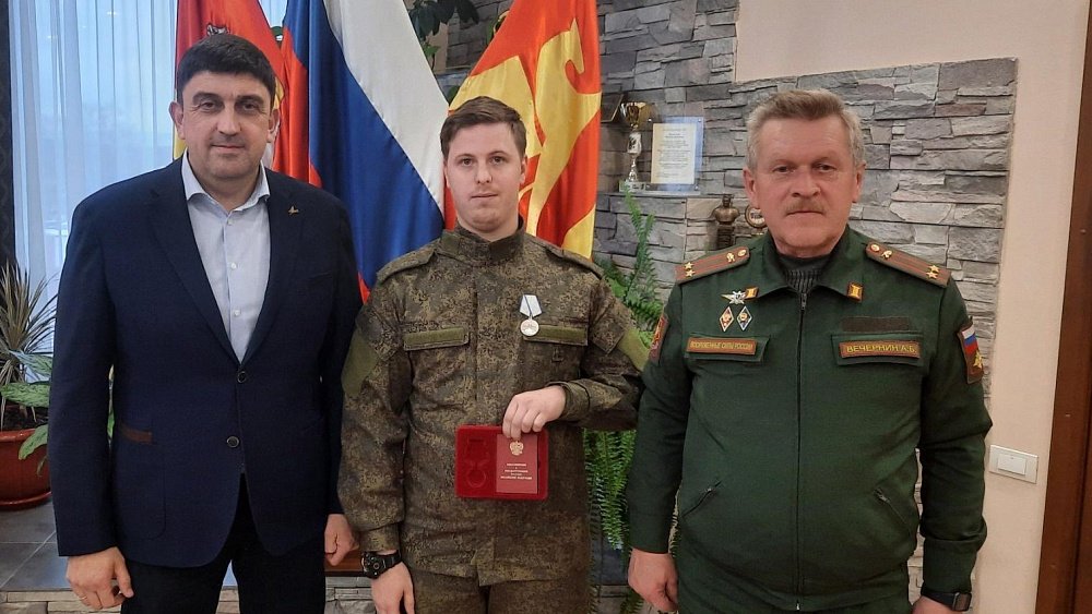 Златоустовский солдат отмечен медалью «За отвагу»