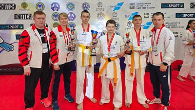 Челябинские каратисты завоевали восемь медалей на первенстве мира в Алма‑Ате