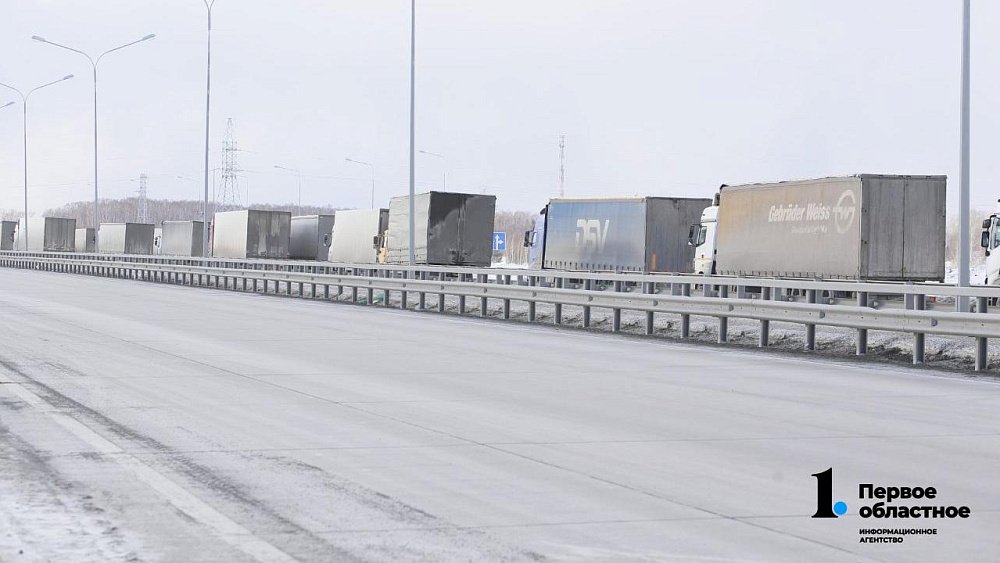 На участке федеральной трассы от Тюмени до ХМАО ограничили скорость движения