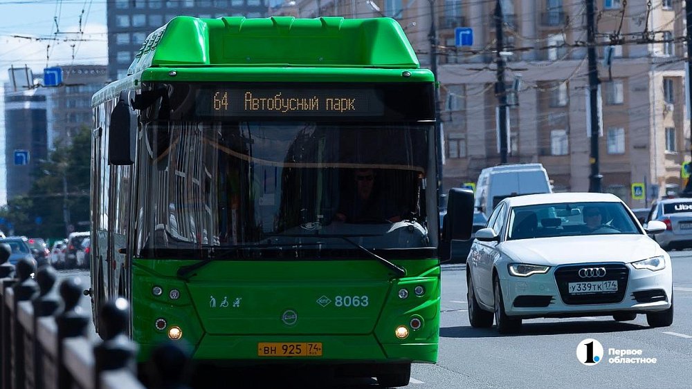 В Челябинске водителям автобусов готовы платить от 80 тысяч рублей