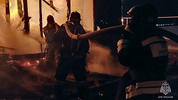 На станции в Челябинске сгорел двухэтажный жилой дом