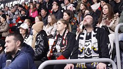 Хоккейный клуб «Трактор» победил «Торпедо» и прервал серию из трех поражений подряд