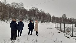 Глава Миасса проверил поселок, оставшийся без воды