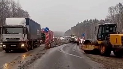 В Челябинской области на трассе М-5 перекрыт участок дороги