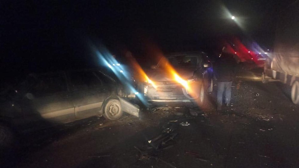 Шесть автомобилей столкнулись на трассе в Челябинской области