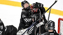 Команда «Белые медведицы» завершила первый круг чемпионата ЖХЛ на пятом месте