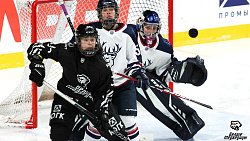 Команда «Белые медведицы» завершила первый круг чемпионата ЖХЛ на пятом месте