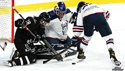 Команда «Белые медведицы» завершила первый круг чемпионата ЖХЛ на пятом месте