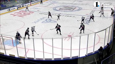 «Металлург» обыграл «Нефтехимик»