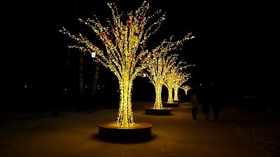 В Челябинске устанавливают световые инсталляции