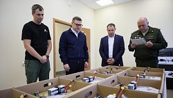 Алексей Текслер передал бойцам СВО произведенные в Челябинске беспилотники