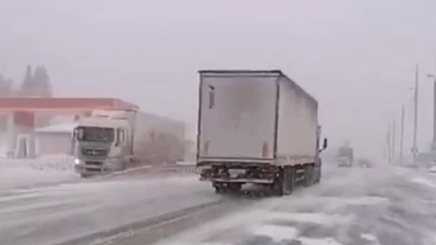 Из-за метели трасса М-5 «Урал» закрыта в Башкирии, на границе с Челябинской областью