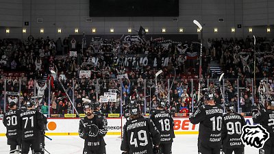 Сергей Телегин принес победу «Трактору» в хоккейном матче с ЦСКА