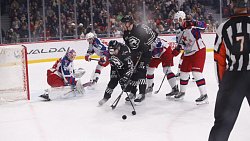 Хоккеисты «Трактора» на классе победили у столичного ЦСКА — фоторепортаж