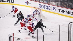 Хоккеисты «Трактора» на классе победили у столичного ЦСКА — фоторепортаж