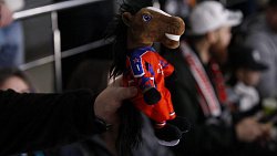 Хоккеисты «Трактора» на классе победили у столичного ЦСКА — фоторепортаж