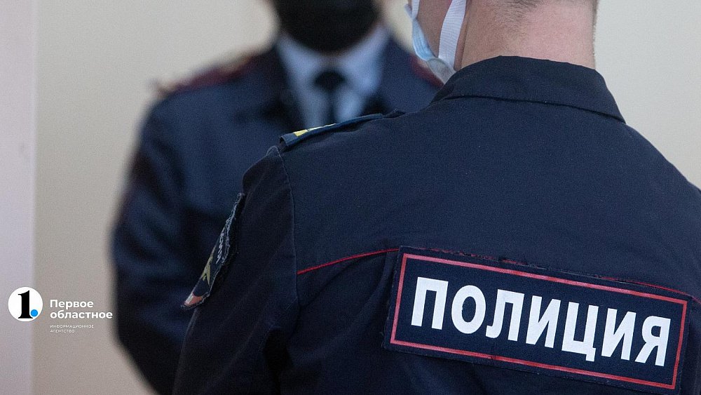 В Южноуральске мужчина украл из частного дома украшения на 1,4 млн рублей