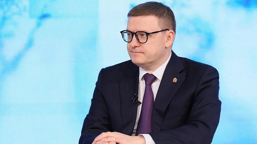 Алексей Текслер выступил с инициативой построить крытый ледовый дворец в Пласте