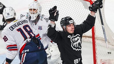 Хоккейный клуб «Трактор» уверенно выиграл у «Нефтехимика» в чемпионате КХЛ