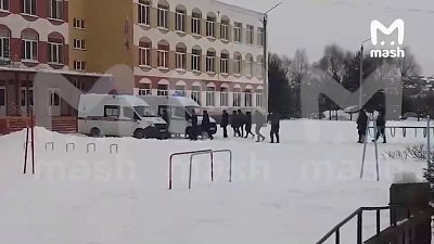 В Брянске восьмиклассница устроила стрельбу в школе
