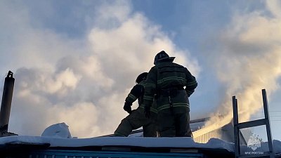 В Троицке пожарные ликвидировали возгорание в многоквартирном доме