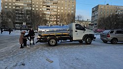 На северо-западе Челябинска приступили к устранению аварии на водоводе