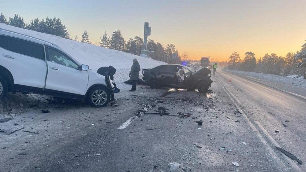 На трассе в Челябинской области три человека погибли в лобовом ДТП