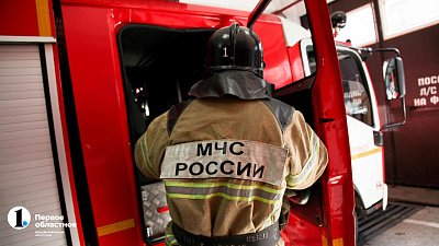 На окраине Челябинска загорелся гипермаркет