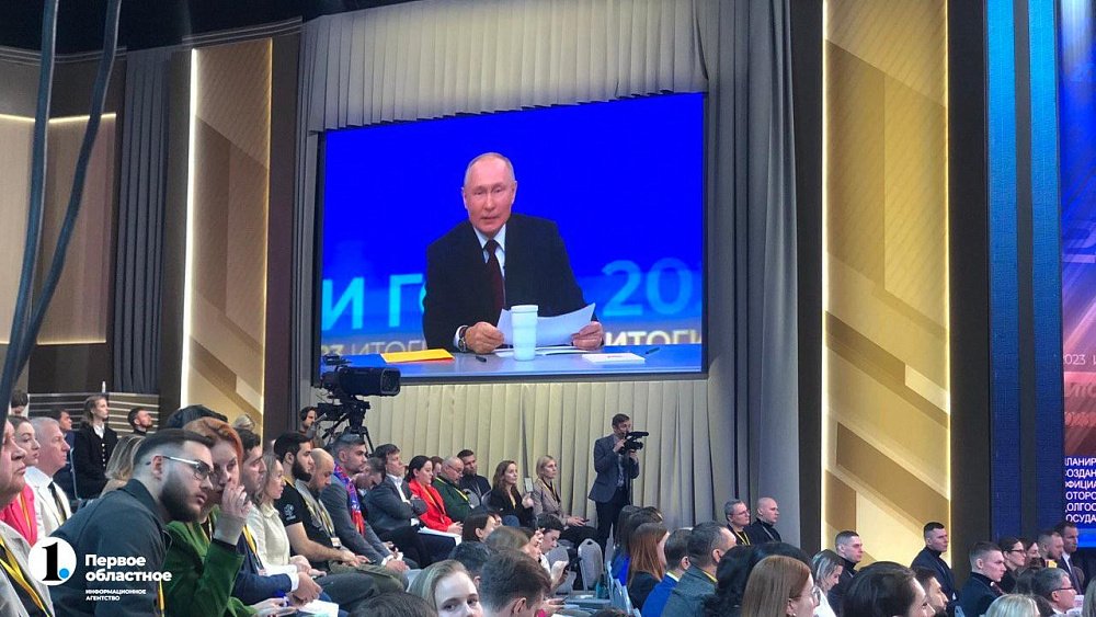 Более 10 млрд рублей пожертвовали на фронт жители России