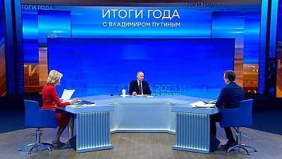 Владимир Путин поблагодарил волонтеров, отправляющих помощь российским бойцам