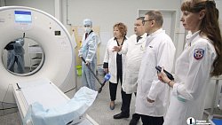 Алексей Текслер поздравил с юбилеем челябинскую ГКБ № 1