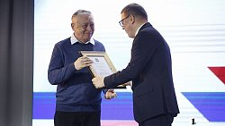 Алексей Текслер поздравил с юбилеем челябинскую ГКБ № 1