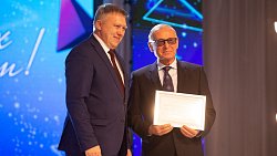 К юбилею ЮУрГУ испекли торт весом 80 килограммов