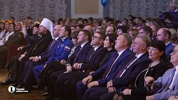 К юбилею ЮУрГУ испекли торт весом 80 килограммов