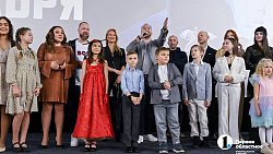 Праздничный переполох: в Челябинске прошла премьера фильма «Новогодний ол инклюзив»